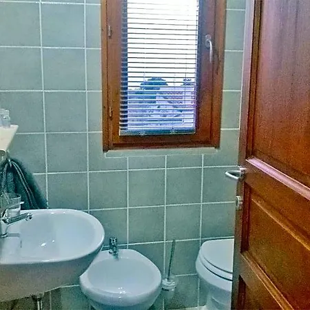 Alojamento de Acomodação e Pequeno-almoço Stella Maris Magomadas