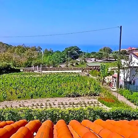 Stella Maris Bed & Breakfast Magomadas